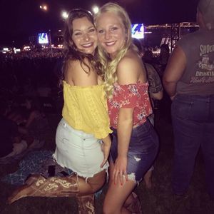 Meet your Posher, Brooke